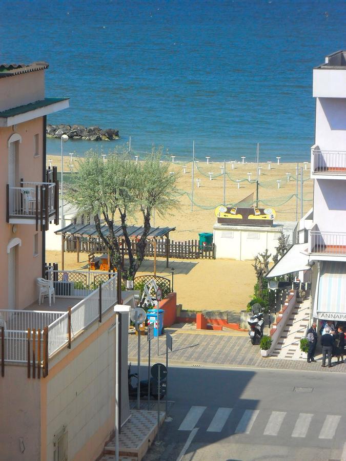 Hotel Etoile Rimini Exteriér fotografie